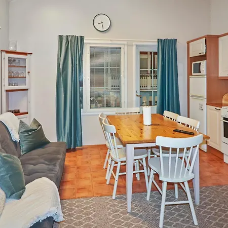 Сasa de vacaciones Aquahovi B6 By Interhome *